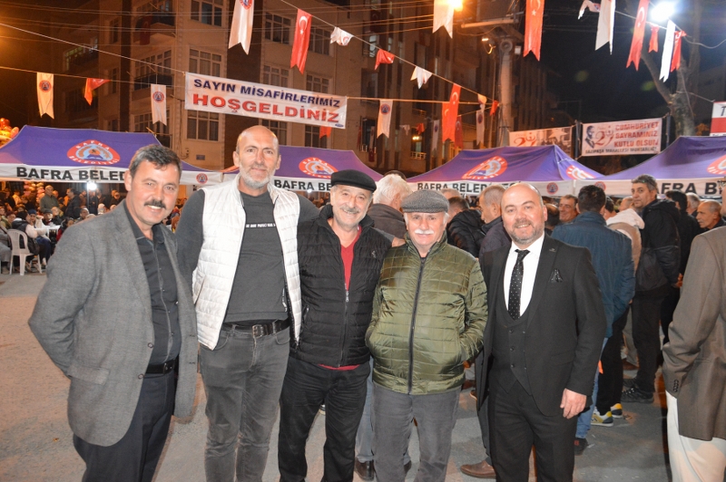 gazipasa-mahallesinde-cumhuriyet-bayrami-coskusu-yasandi-005.JPG