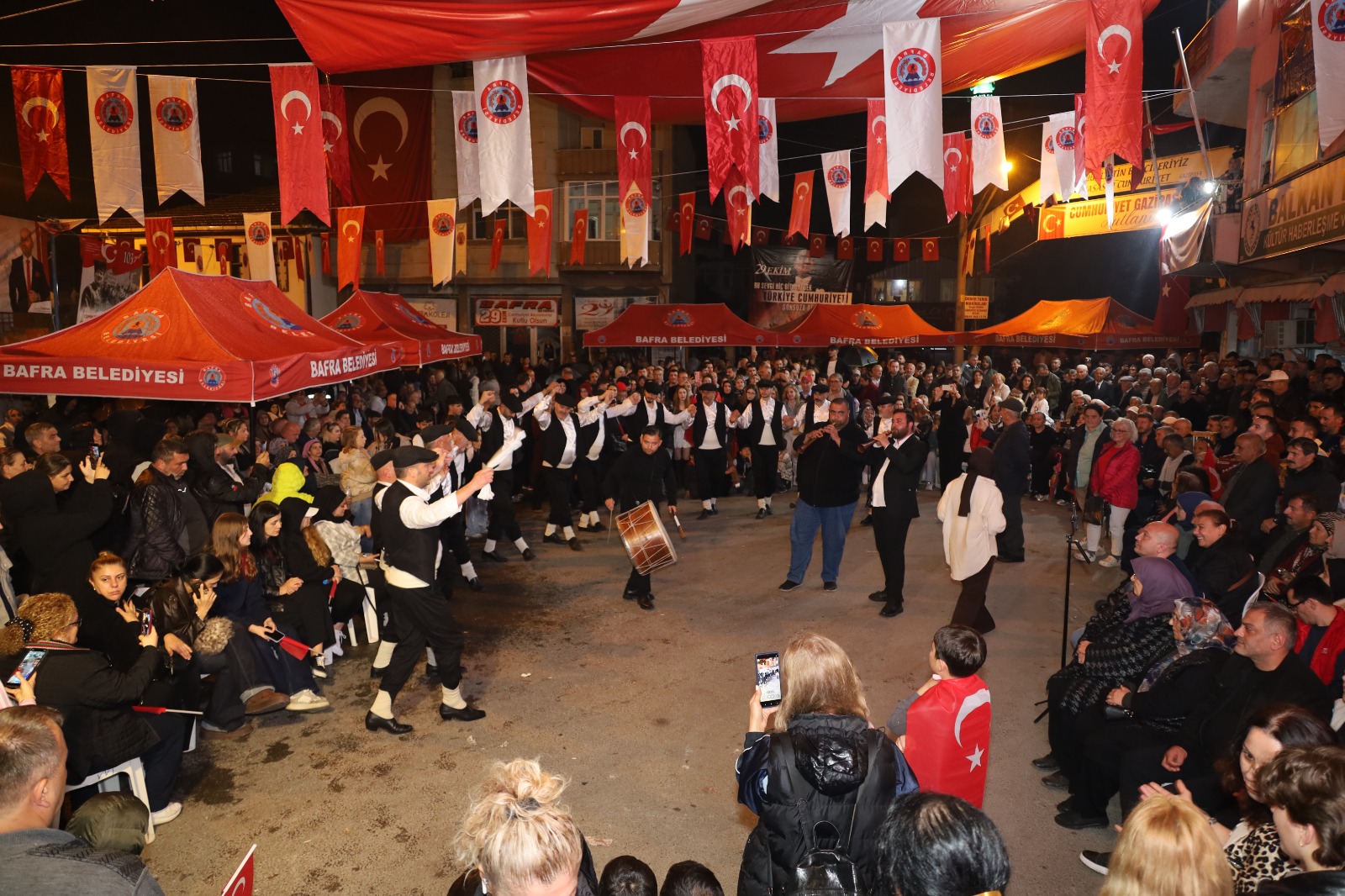 gazipasada-cumhuriyetin-103-yilinda-muhtesem-gece-017.jpeg