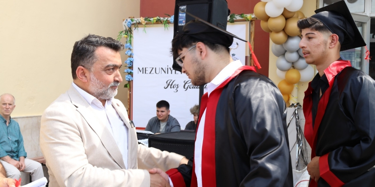 gelecegin-ustalari-mezun-oldu-007.jpg