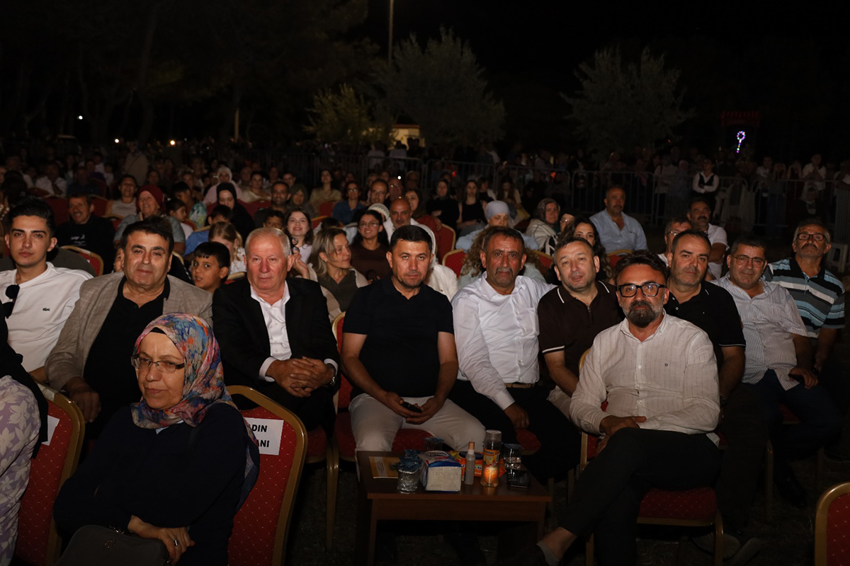 geyikkosanda-rafet-el-roman-ruzgari-25-bin-kisi-bulustu-7.jpg