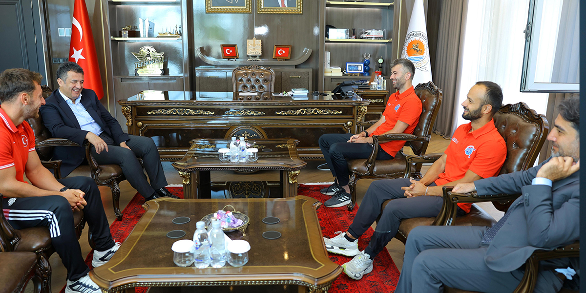 halit-dogan-avrupa-ikincisi-resul-aydini-agirladi-1.jpg