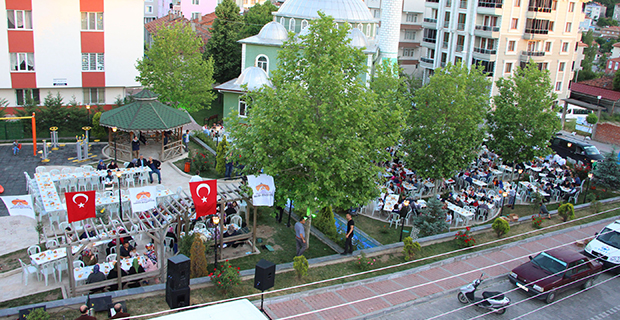 havza-belediyesinden-mahalle-iftari-3.jpg