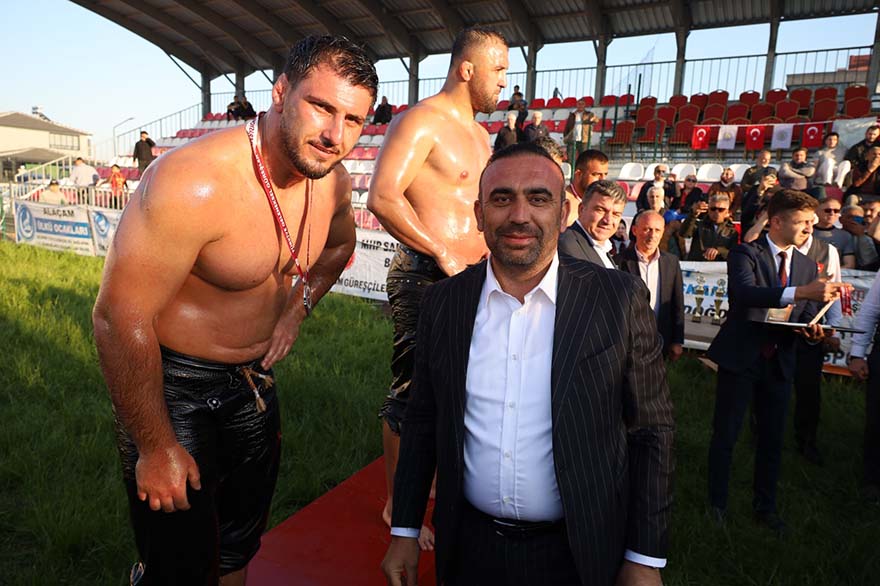 ibrahim-deniz-kulturumuze-ve-tarihimize-olan-vefamizi-oduyoruz-5.jpg