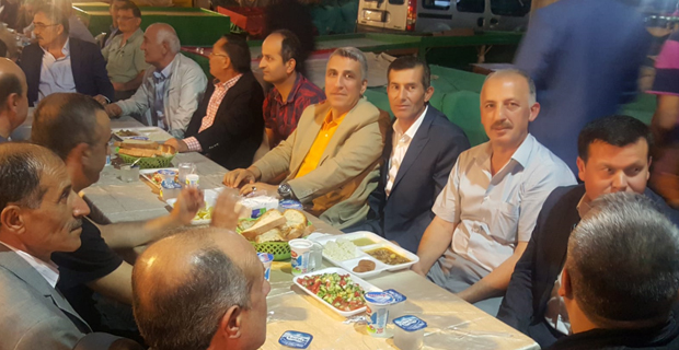 iftar-yemeginde-bulustu-6.jpg