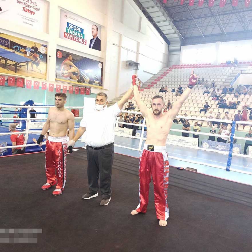 ilkadim-kick-boks-takimindan-3-altin-2-gumus-ve-1-bronz-madalya-3.jpg