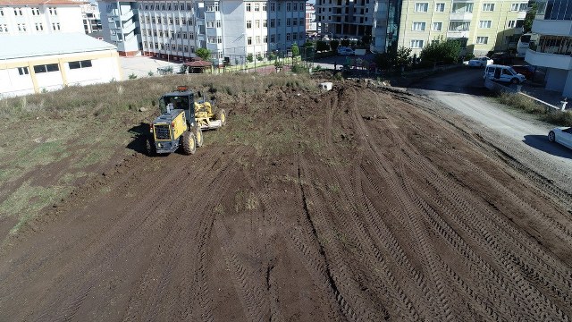 ilkadimdan-okullar-yerleskesine-4-donumluk-acik-otopark-003.jpg