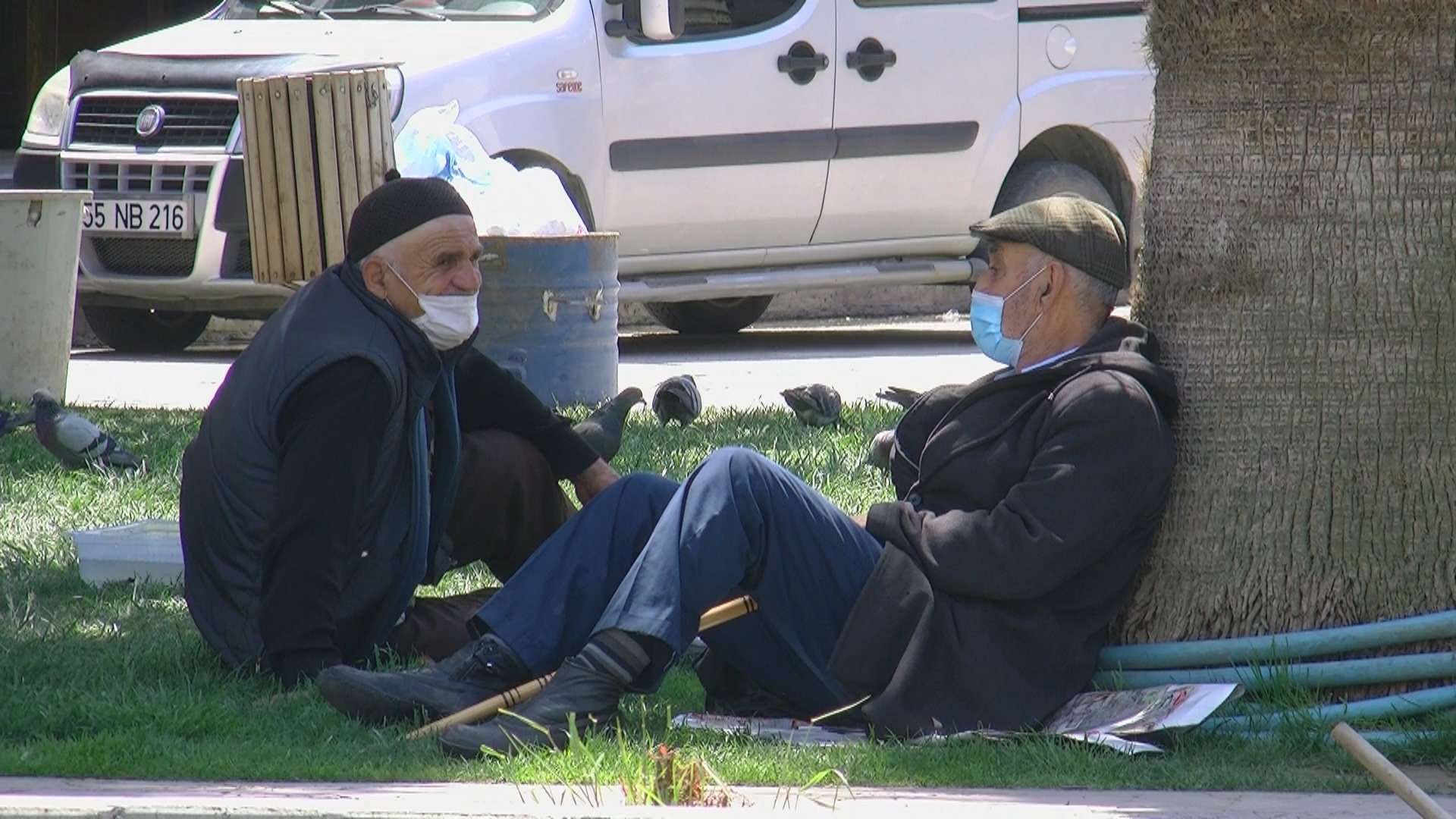 65 yaş ve üzeri vatandaşlar uzun bir aradan sonra sokağa çıktı