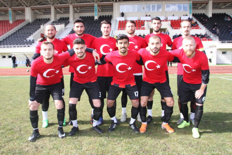 Hacınabili Futbolcular Şehitleri Unutmadı