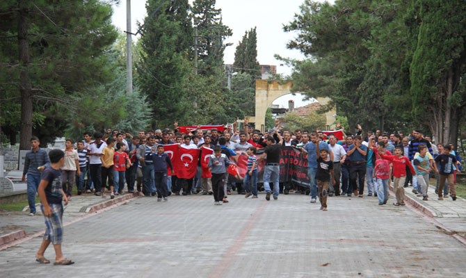 Bafra Dededağı köyü teröre tepki için yürüdü