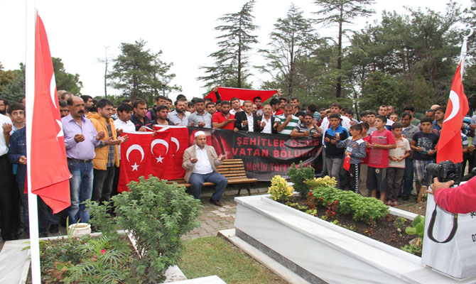 Bafra Dededağı köyü teröre tepki için yürüdü