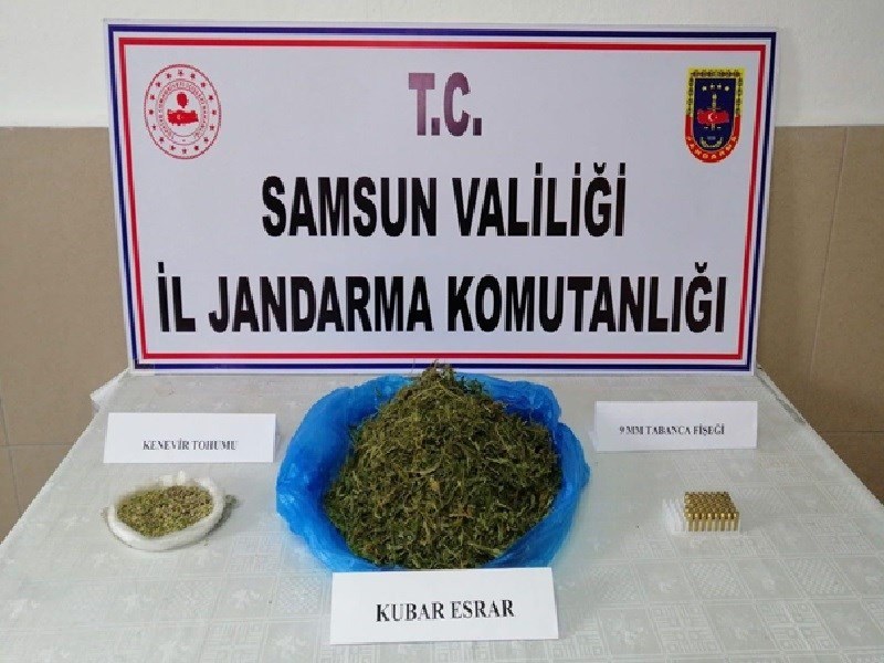 jandarmadan-zehir-tacirlerine-operasyon.jpg