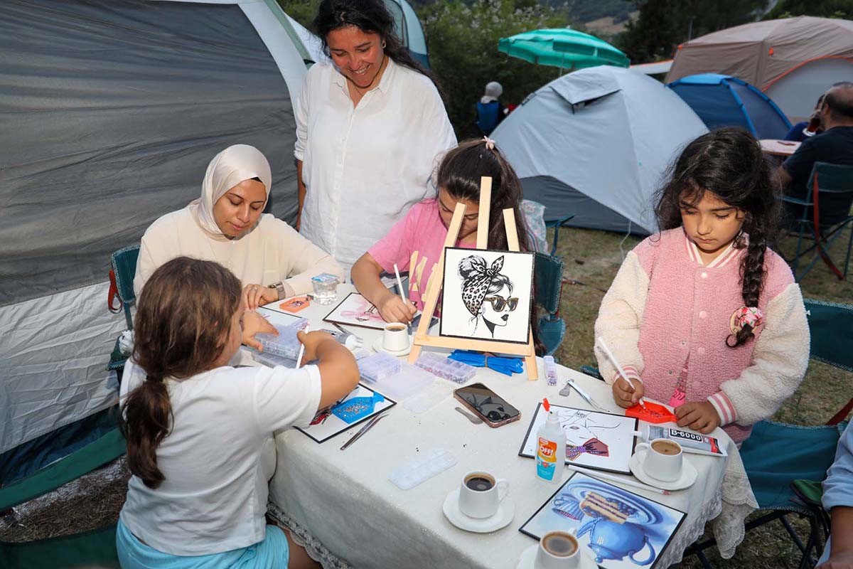 kapikaya-fest-70-bin-ziyaretciyi-agirladi-005.jpg