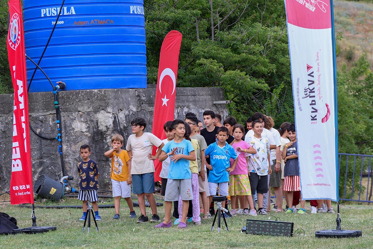 kapikayafestte-en-buyuk-mutluluk-cocuklarin-oldu-008.JPG