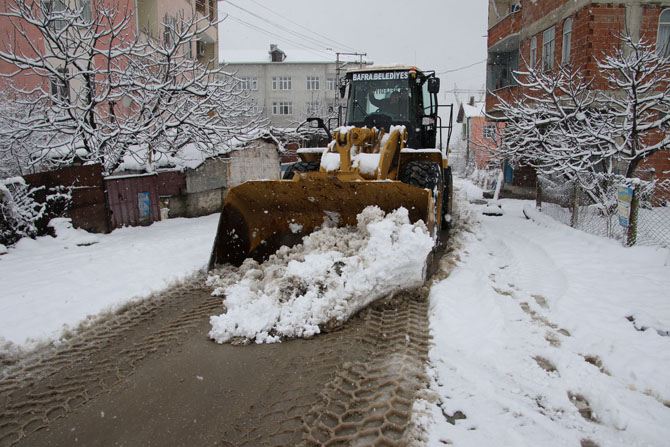 kar-temizleme-calismasi-(4).jpg