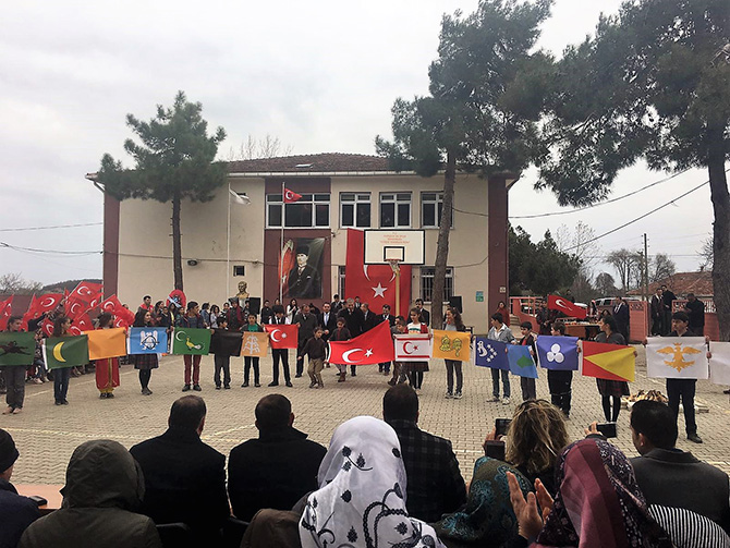 Alaçam Karahüseyinli İlk-Ortaokulu Nevruz-Alacam Haber