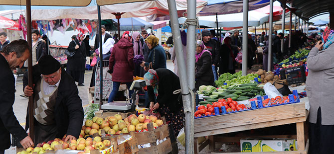 kavak-halk-pazarina-baskan-ayari-f.jpg Kavak Haber