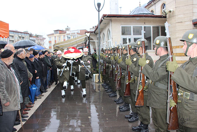 kibris-gazisi-son-yolculuguna-ugurlandi1.jpg