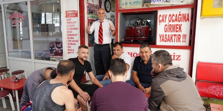 kravatli-cayci-002.jpg