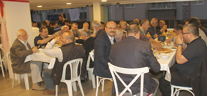 kunduracilar-iftarda-bulustu-8.jpg