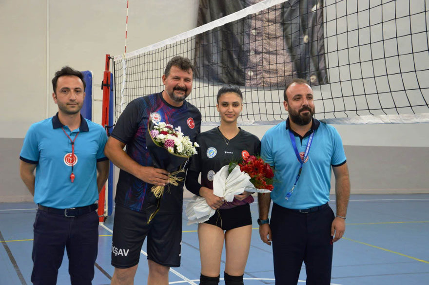 kurumlar-arasi-voleybol-sampiyonu-tugsav-1.jpg