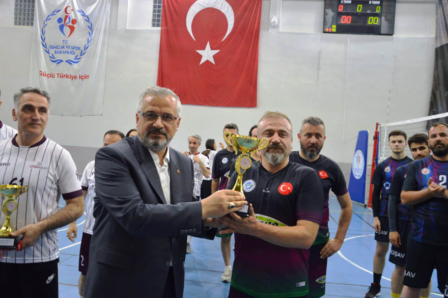 kurumlar-arasi-voleybol-sampiyonu-tugsav-9.jpg