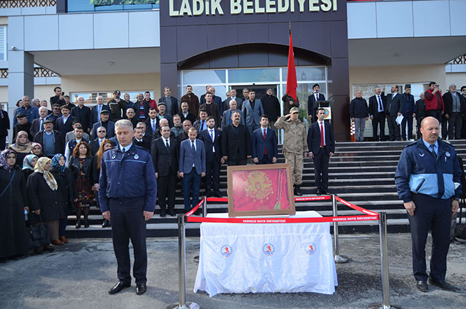 ladik-askerimize-destek-icin-birlik-oldu1.jpg