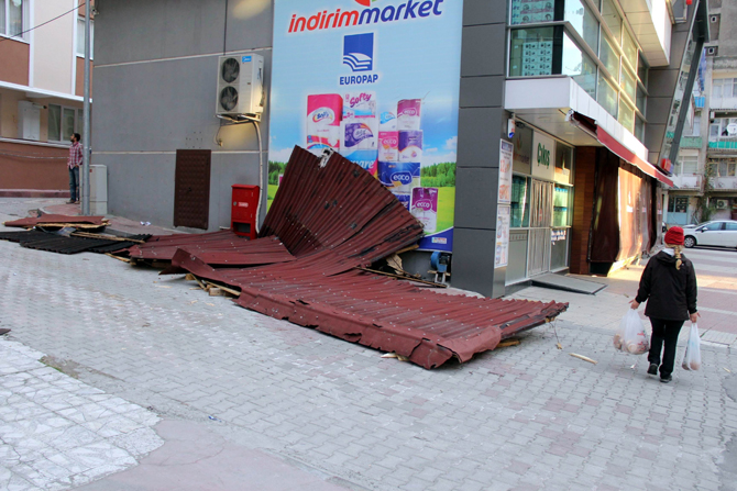 lodos-samsunun-vurdu-004.jpg