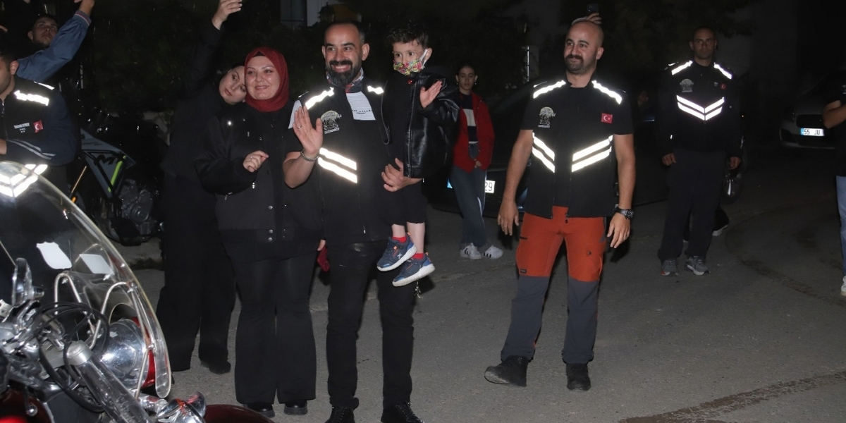 losemili-cocuga-motorculardan-supriz-005.jpg