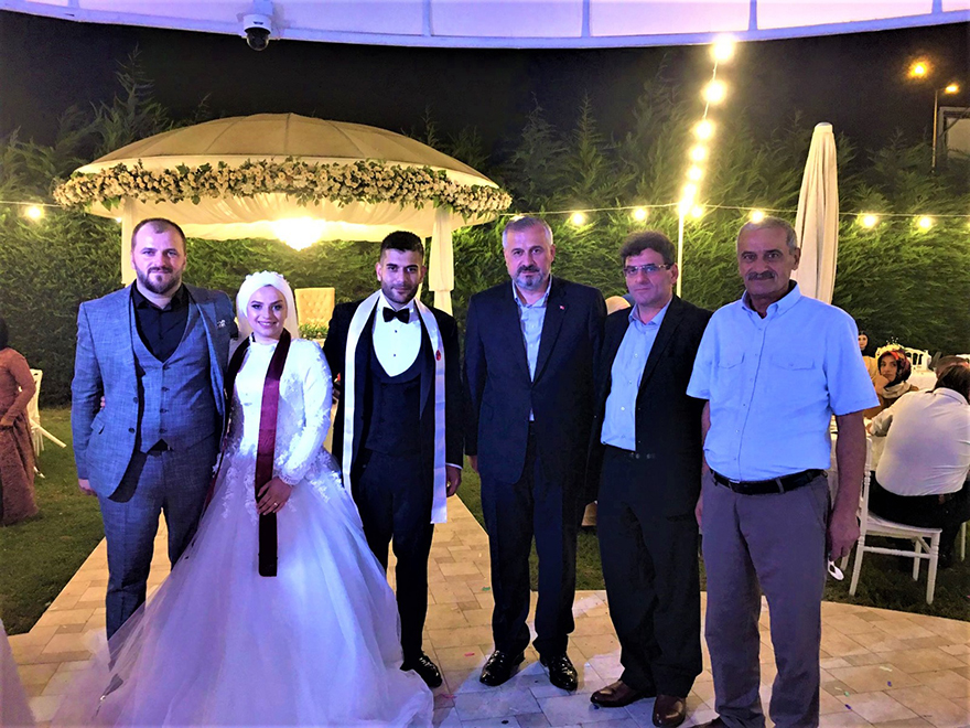 merveturgay-mutluluk-dolu-yillara-yelken-actilar-2.jpg