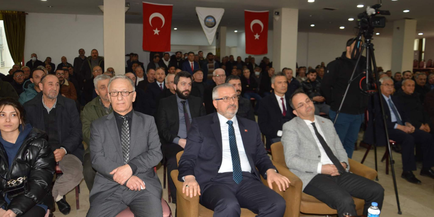 metin-genccakir-yarim-asra-yaklasan-baskanlikta-guven-tazeledi-Hamit Kılıç-Fevzi Apaydın-Kayamakam Cevdet Ertürkmen