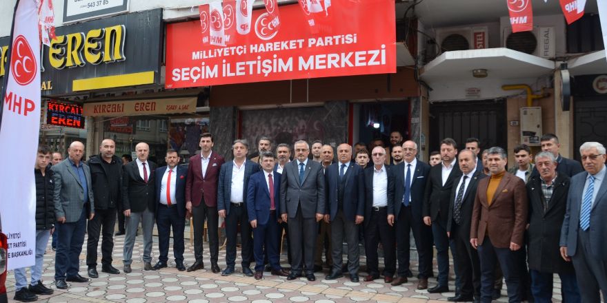 mhp-bafra-ilce-baskanliginin-bayramlasmasi-skmde-yapildi-002.jpg