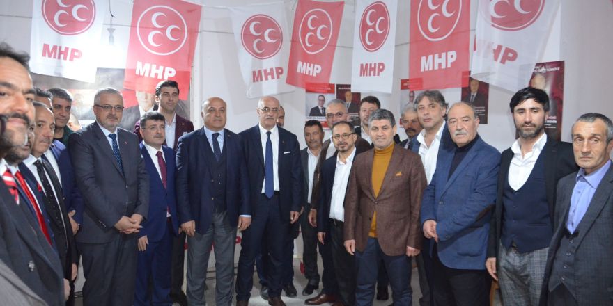 mhp-bafra-ilce-baskanliginin-bayramlasmasi-skmde-yapildi-004.jpg