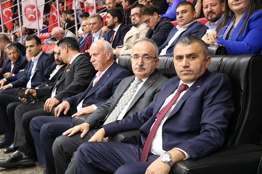 mhp-genel-merkezi-tarafindan-atanan-il-baskani-burhan-mucur-secimle-baskan-oldu-1.jpg