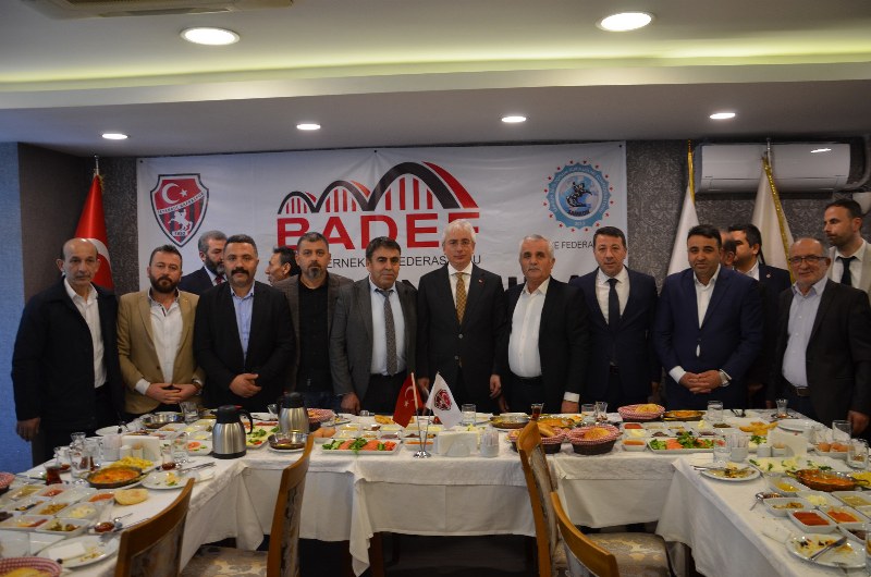 mhp-istanbul-il-baskani-birol-gur-badefin-kahvaltisina-katilim-sagladi-011.jpeg