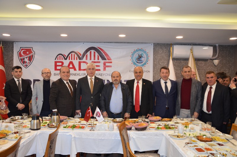 mhp-istanbul-il-baskani-birol-gur-badefin-kahvaltisina-katilim-sagladi-015.jpeg