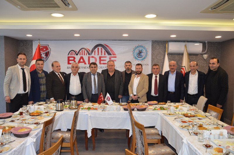 mhp-istanbul-il-baskani-birol-gur-badefin-kahvaltisina-katilim-sagladi-020.jpeg