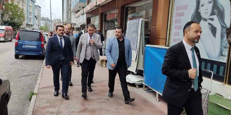 milletvekili-adayi-bahadir-sahine-samsunlu-esnaflardan-sevgi-seli-005.jpg