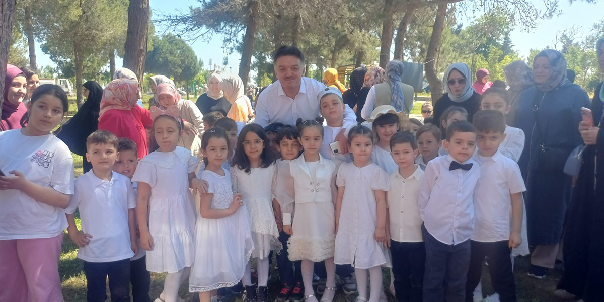 minik-kalplerden-duygu-dolu-mezuniyet-1.jpg