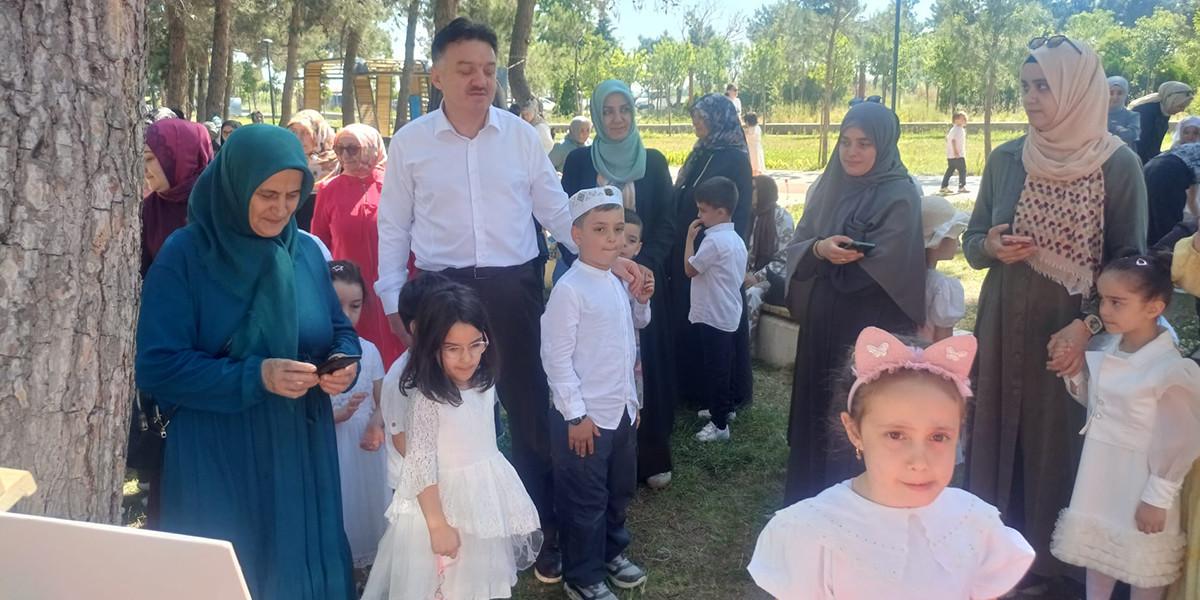 minik-kalplerden-duygu-dolu-mezuniyet-4.jpg