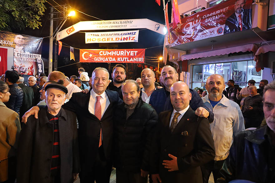 muhtar-ogreten-cumhuriyet-demek-balkanlarda-cilenin-bitmesidir-14.jpg