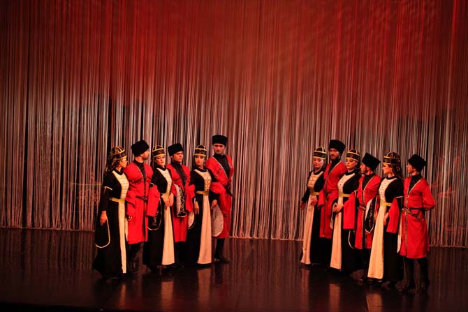 nart-atesi-yeniden-sahnelenecek4.jpg