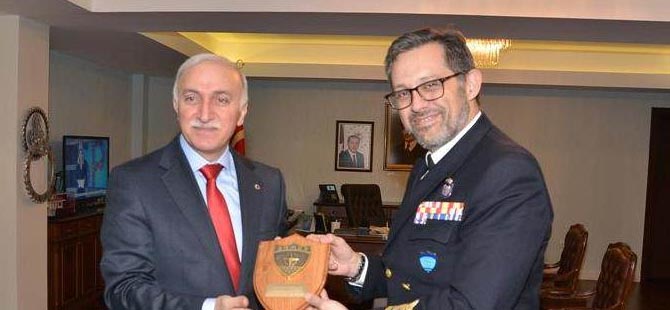 nato-komutanlarinda-vali-sahine-ziyaret-2.jpg