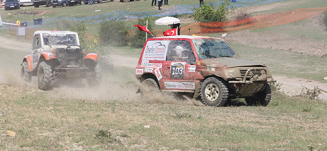 off-road-sampiyonasinin-3-ayak-yarisi-sona-erdi.jpg