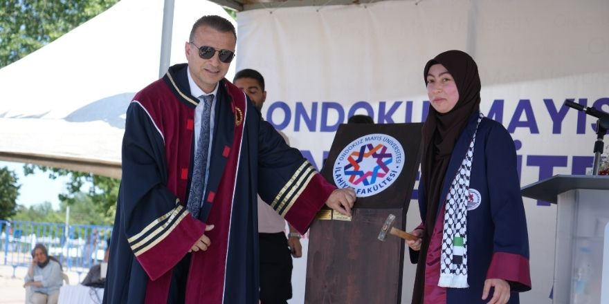 omu-ilahiyat-mezuniyet-002.jpg