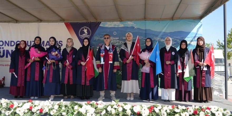 omu-ilahiyat-mezuniyet.jpg