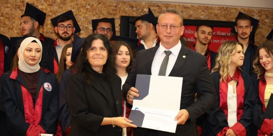 omuden-baskan-kocabasa-anlamli-tesekkur-2.jpg