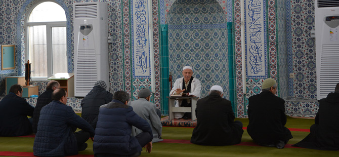 osmanli-hat-sanatli-camii-dualarla-acildi-001.JPG