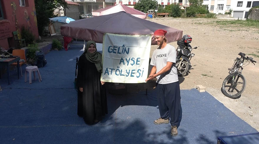 otostopla-sri-lankadan-turkiyeye-berlinli-gezgin-felix-roos-bafrada-2.jpg