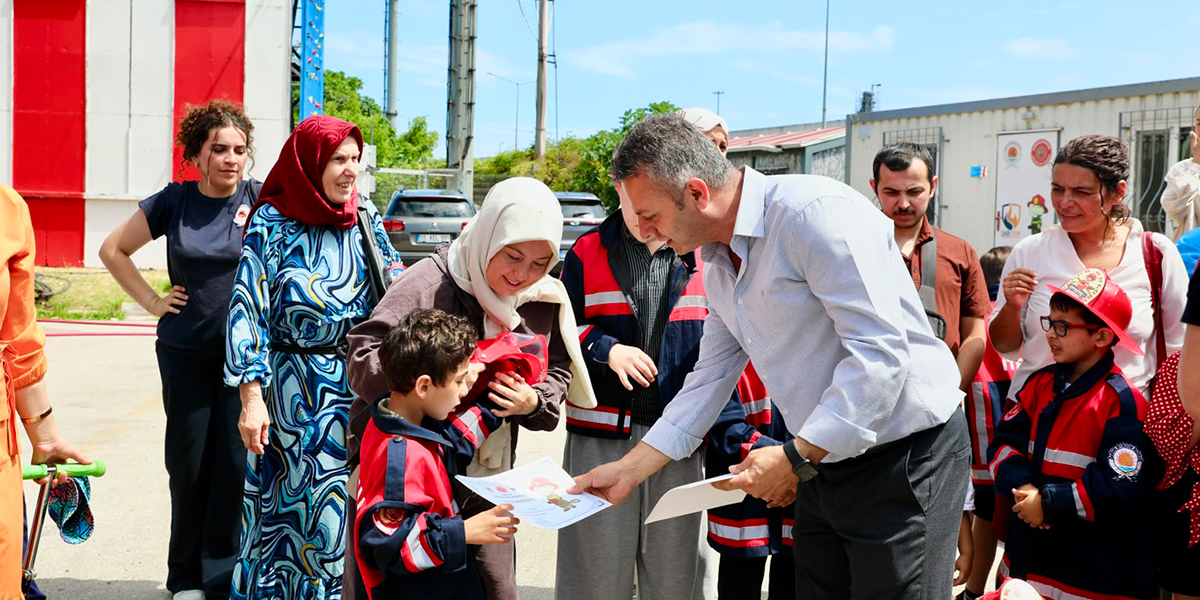 ozel-gereksinimli-cocuklar-samsun-itfaiyesini-ziyaret-etti-1.jpg