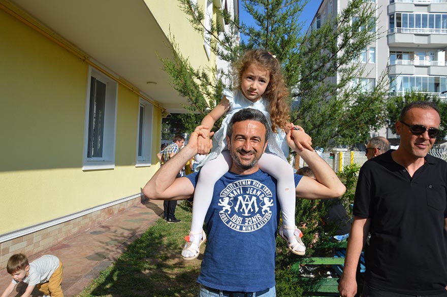 ozel-ilkim-gunduz-bakimevinden-muhtesem-karne-toreni-011.jpeg